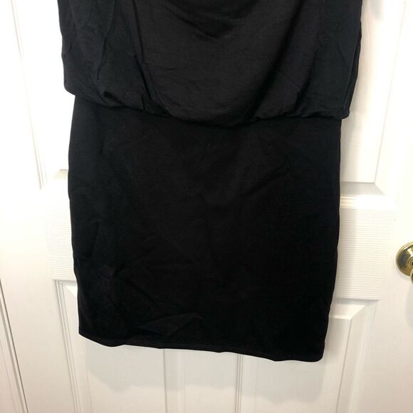 NWT Bailey 44 Evereve black short sleeve cutout shoulder dress, size medium - Picture 8 of 16